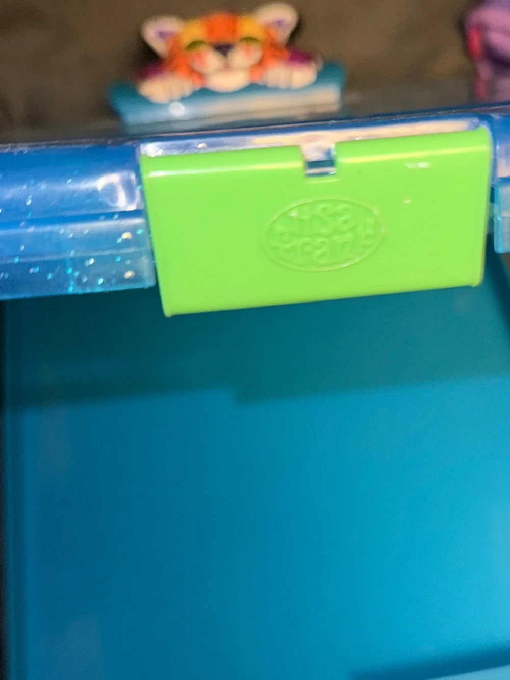 Lisa Frank blue glitter